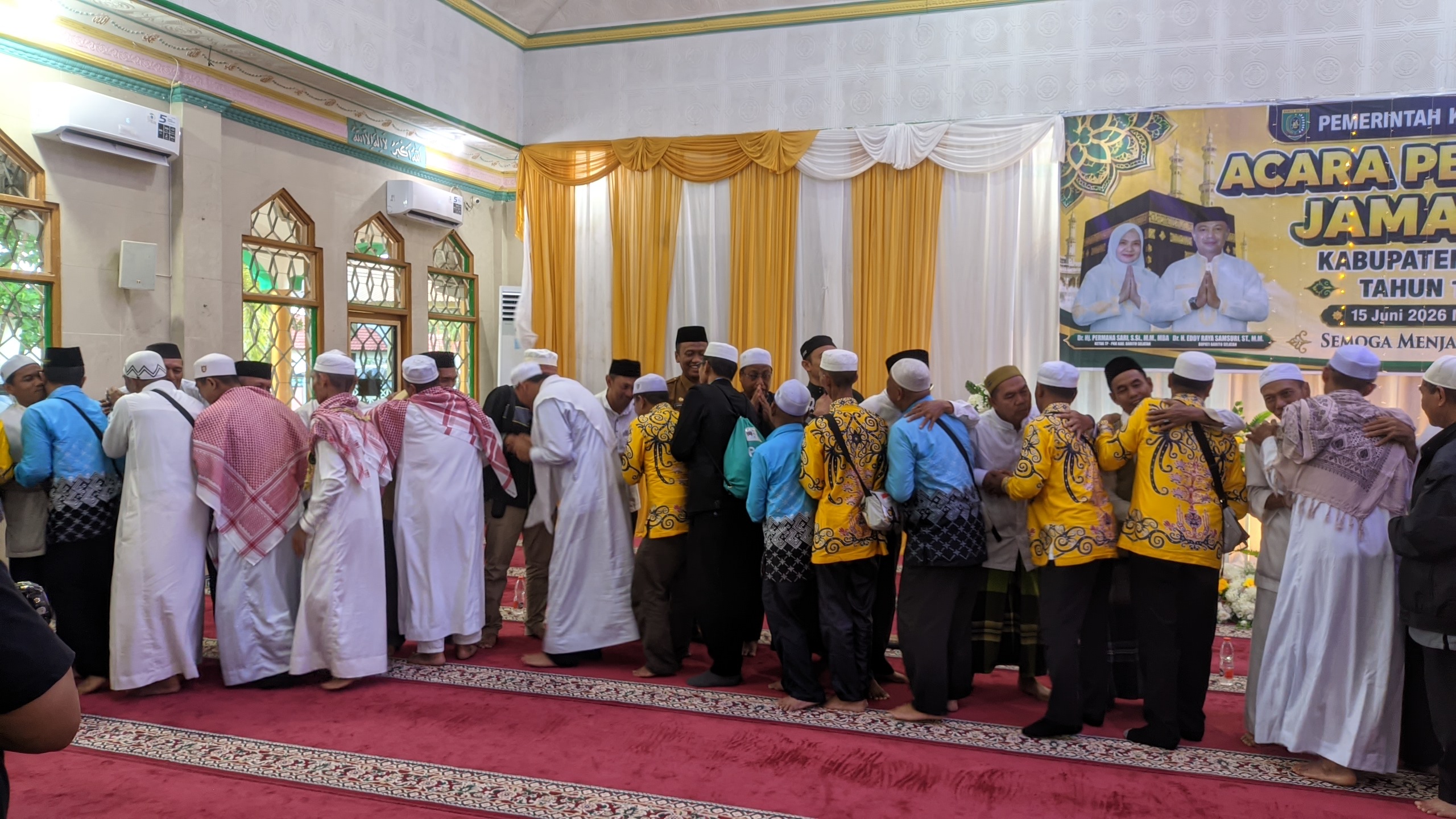 Isak Haru Warnai Penyambutan Jemaah Haji Barito Selatan